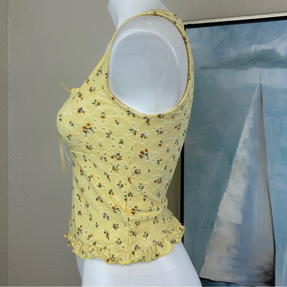 Electric Behaviour Eyelet Tank Yellow Floral Square-Neck Junior Small NWOT - Picture 4 of 7